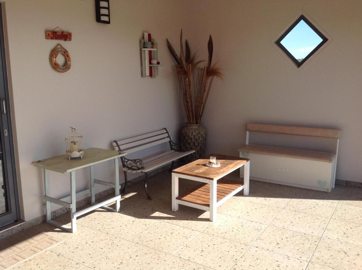 Camelot Cottages Langebaan Ngoại thất bức ảnh