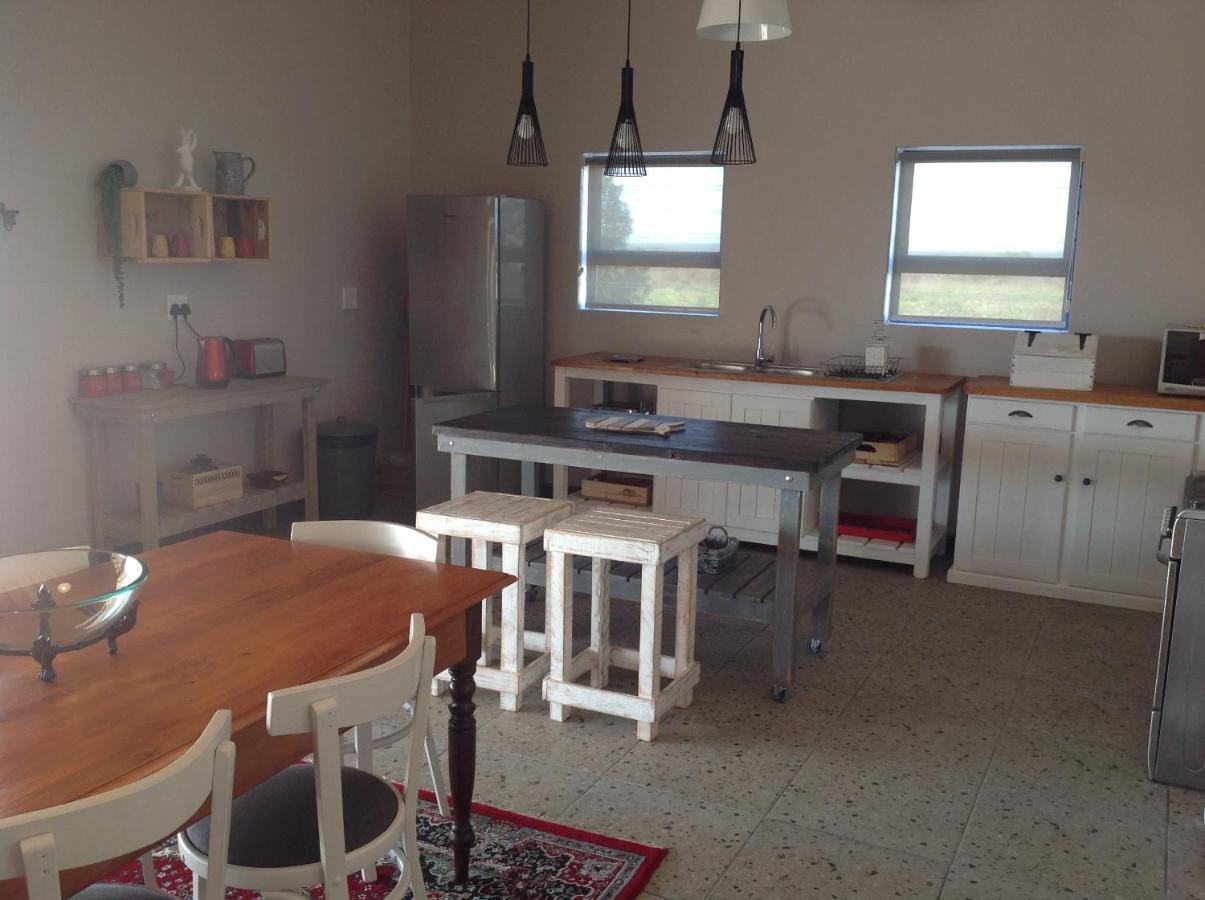 Camelot Cottages Langebaan Ngoại thất bức ảnh