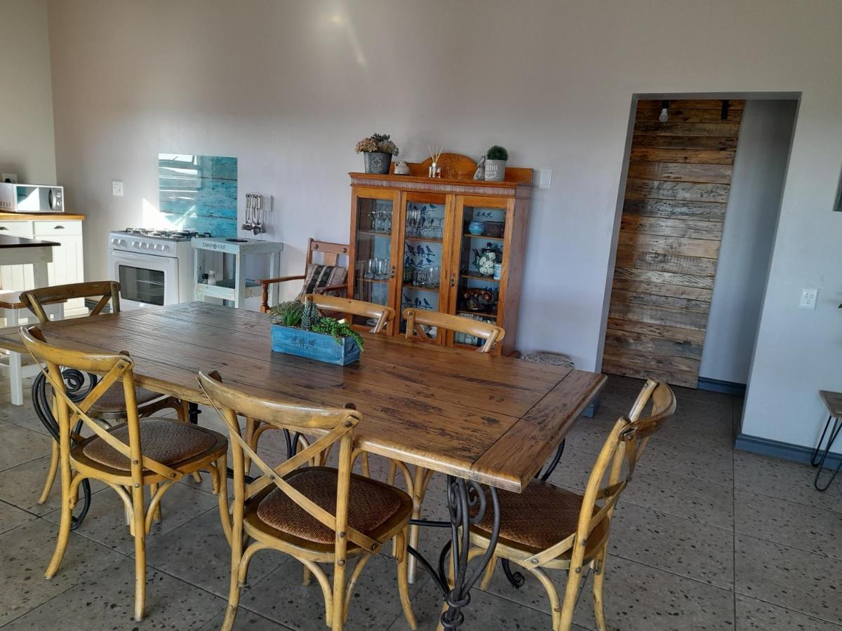 Camelot Cottages Langebaan Ngoại thất bức ảnh