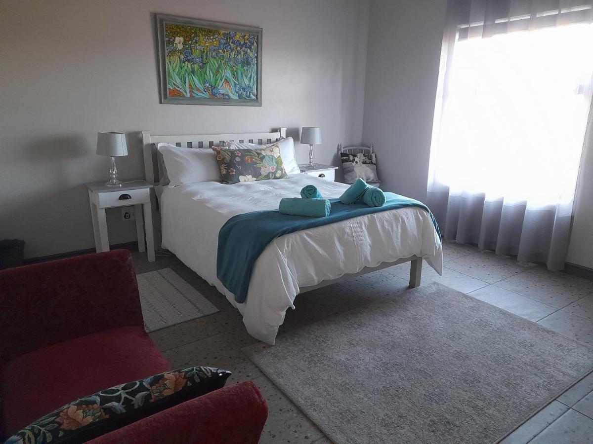 Camelot Cottages Langebaan Ngoại thất bức ảnh