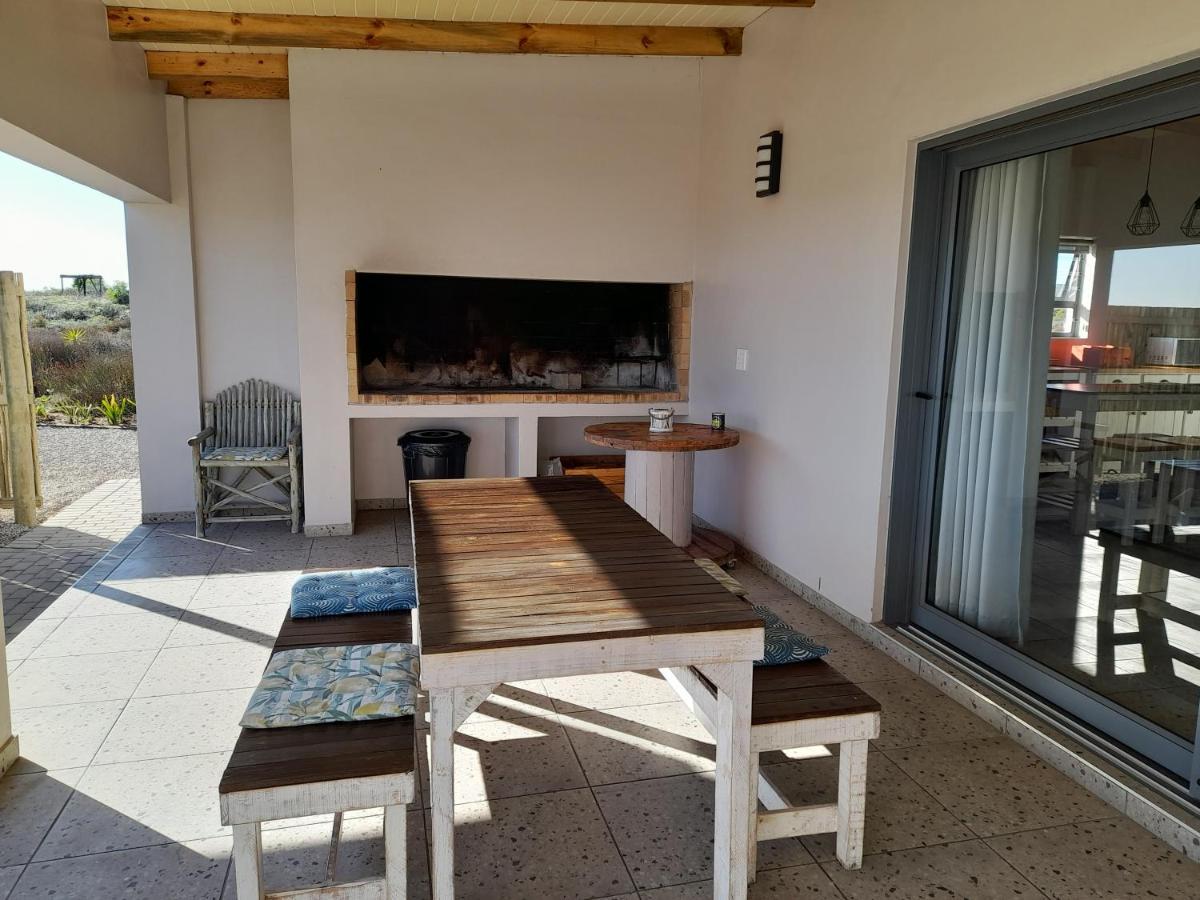 Camelot Cottages Langebaan Ngoại thất bức ảnh