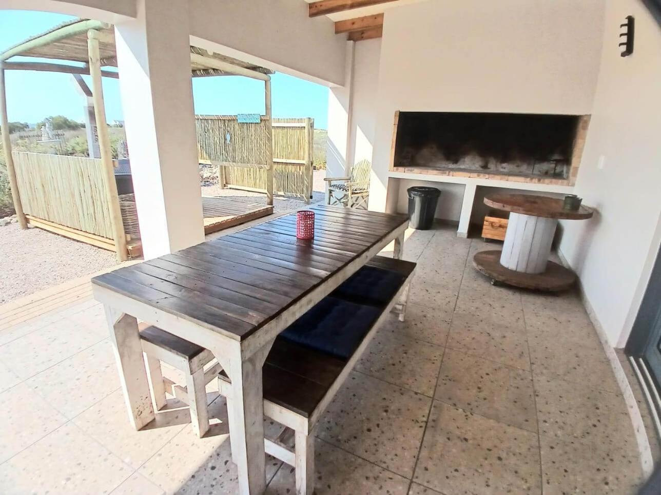 Camelot Cottages Langebaan Ngoại thất bức ảnh